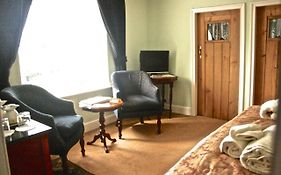 Clotworthy House Bed & Breakfast